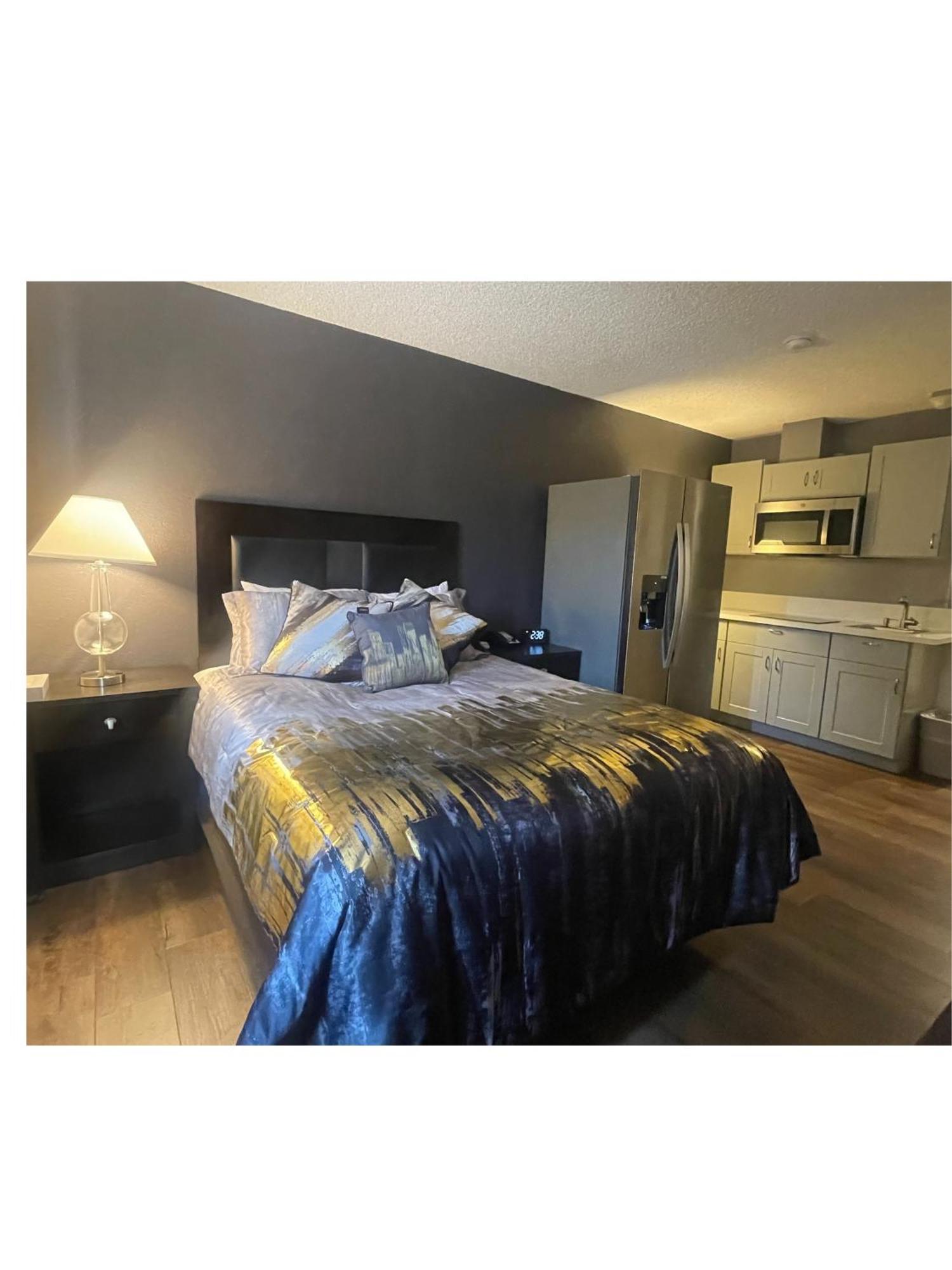 יובה סיטי Sutter Inn מראה חיצוני תמונה